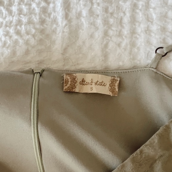 ALTERD STATE DRESS💚🍀🌴 - Picture 4 of 4